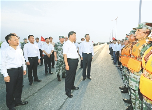 习近平在安徽考察时强调  坚持改革开放坚持高质量发展 在加快建设美好安徽上取得新的更大进展 